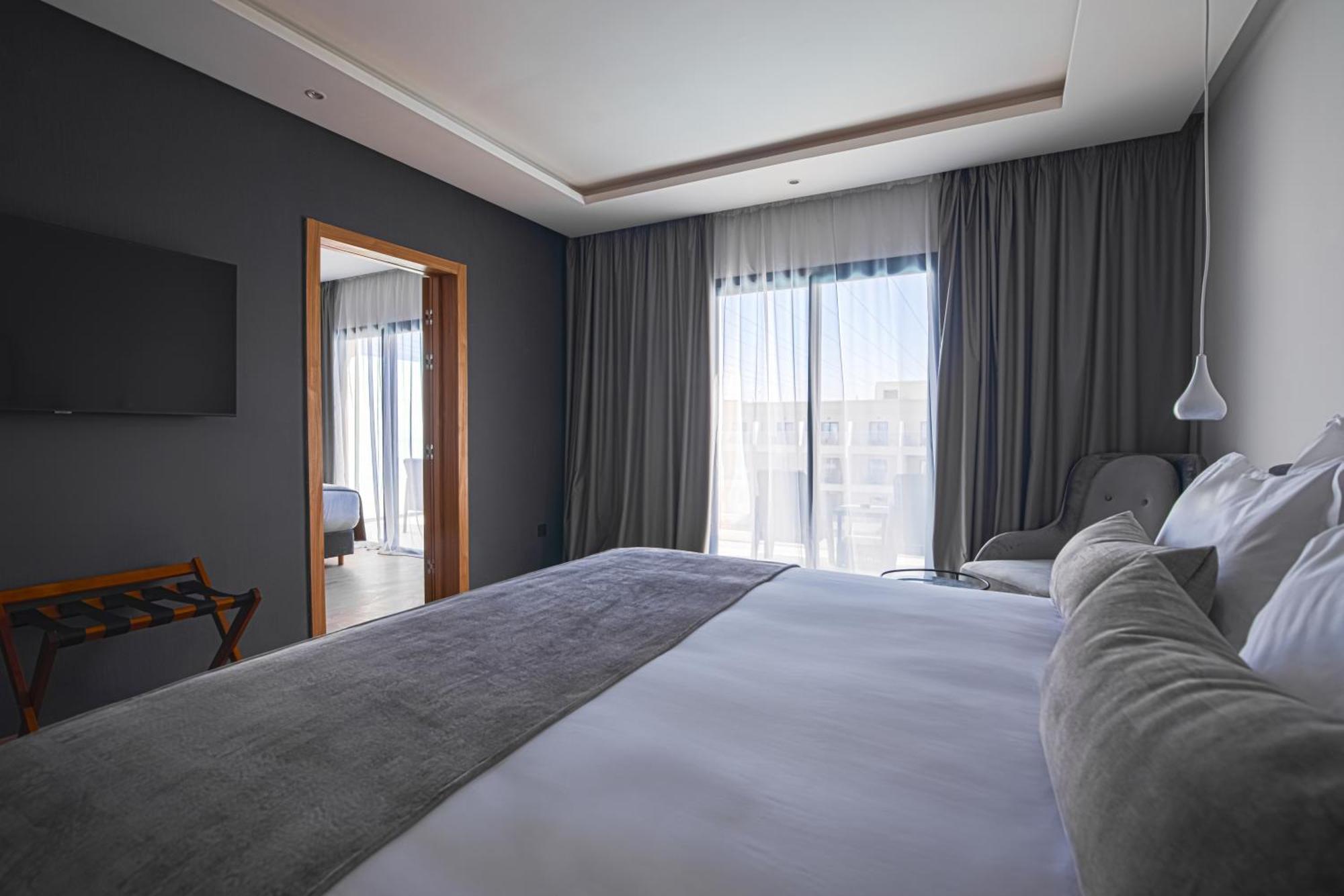 Dominium Palace Агадир Экстерьер фото A bedroom in the hotel