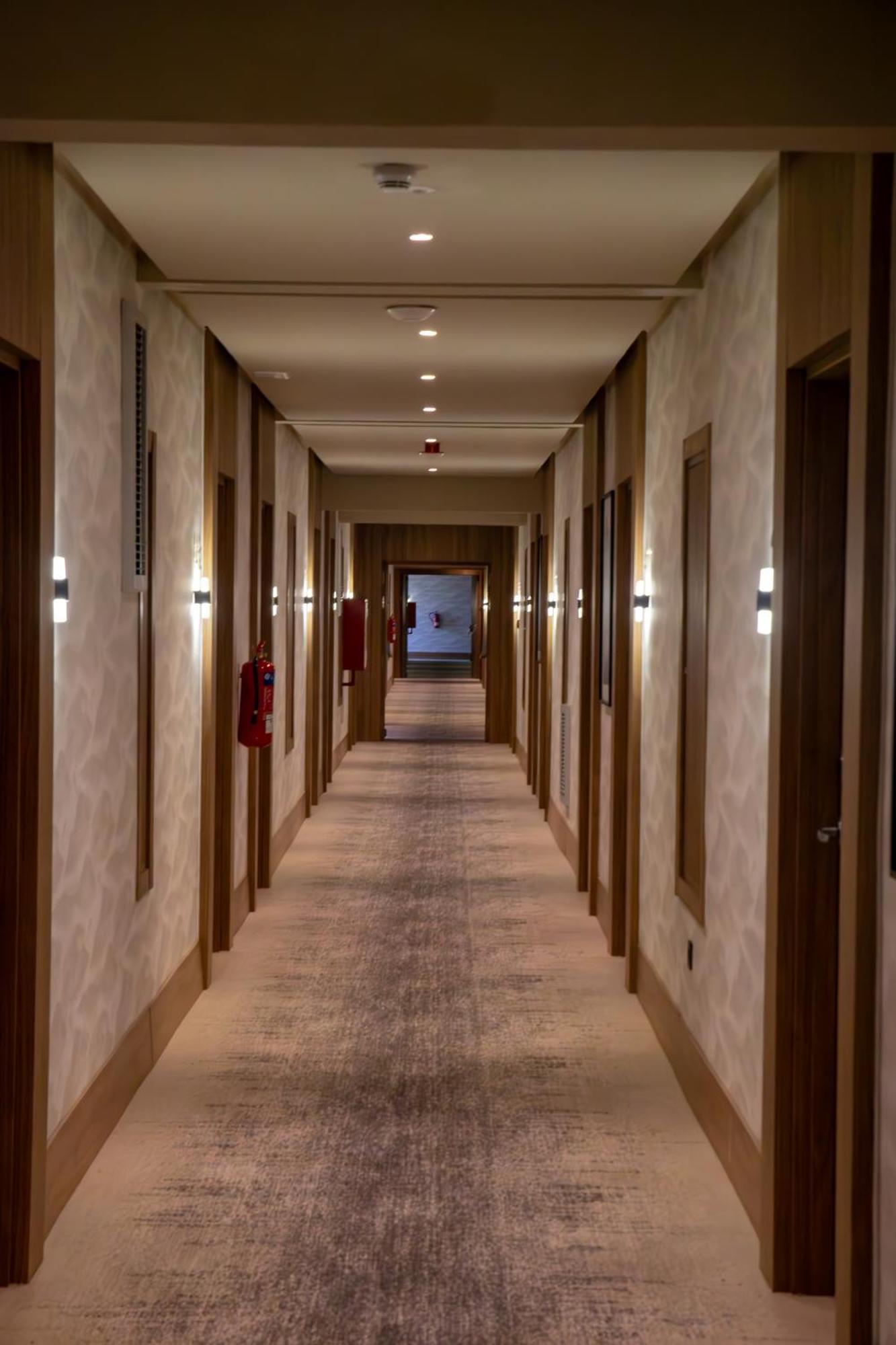 Dominium Palace Агадир Экстерьер фото A corridor in a hotel